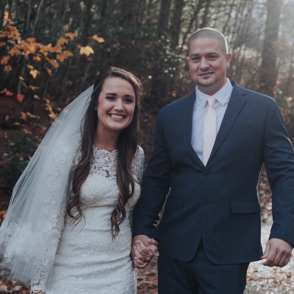 Meet your Posher, Ashlyn - Picture 1 of 1